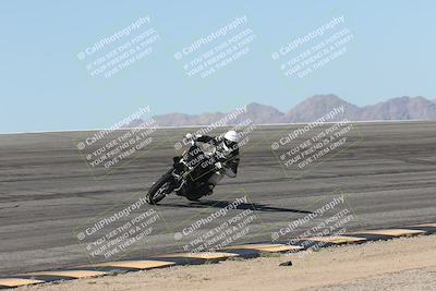 media/Oct-13-2025-Moto Forza (Mon) [[a66d839500]]/4-C Group/Session 2 (Bowl)/